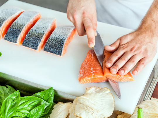The Art of Choosing the Right Cuts and Pieces For Seafood Dishes